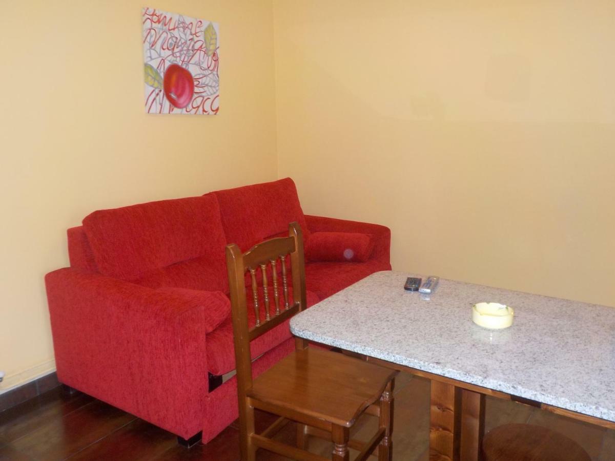 Apartamentos Rurales La Husteriza Руэнес Экстерьер фото