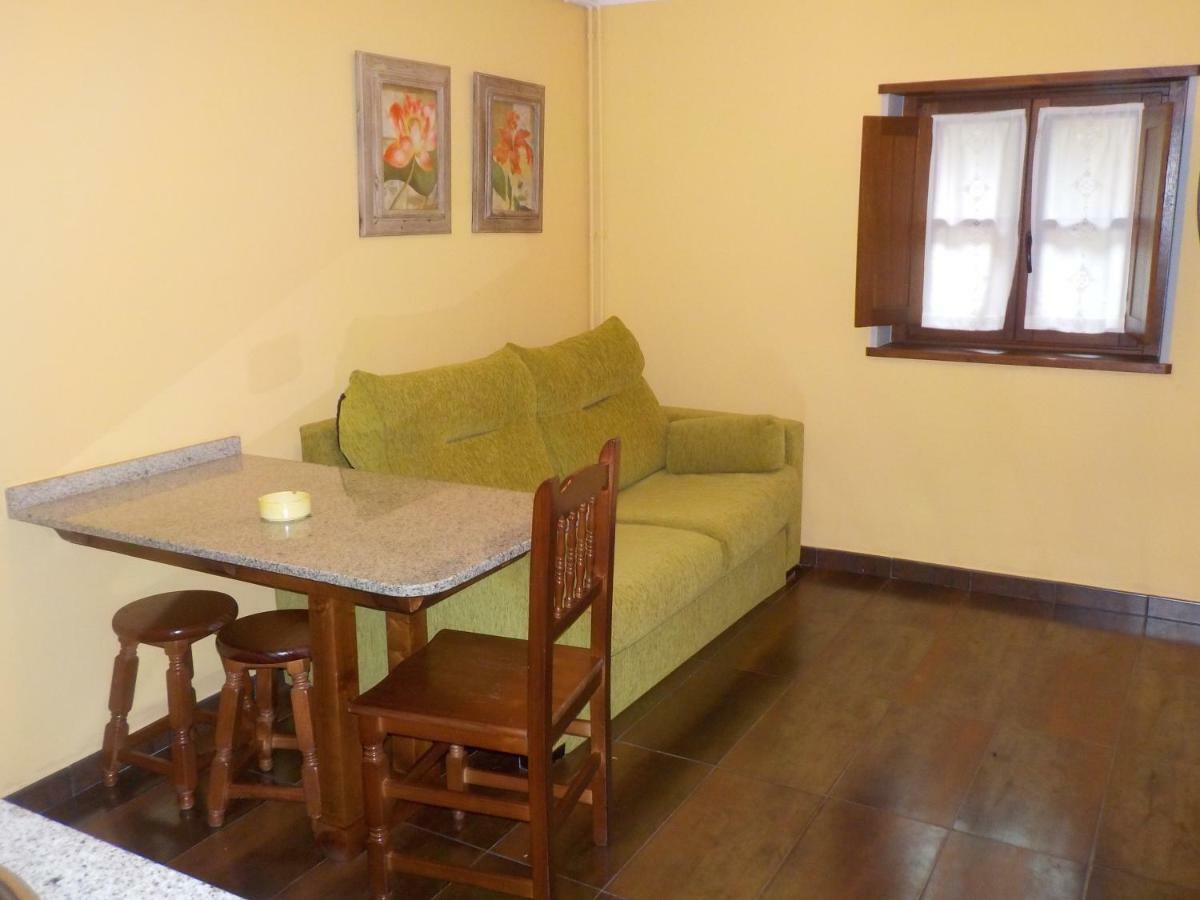 Apartamentos Rurales La Husteriza Руэнес Экстерьер фото