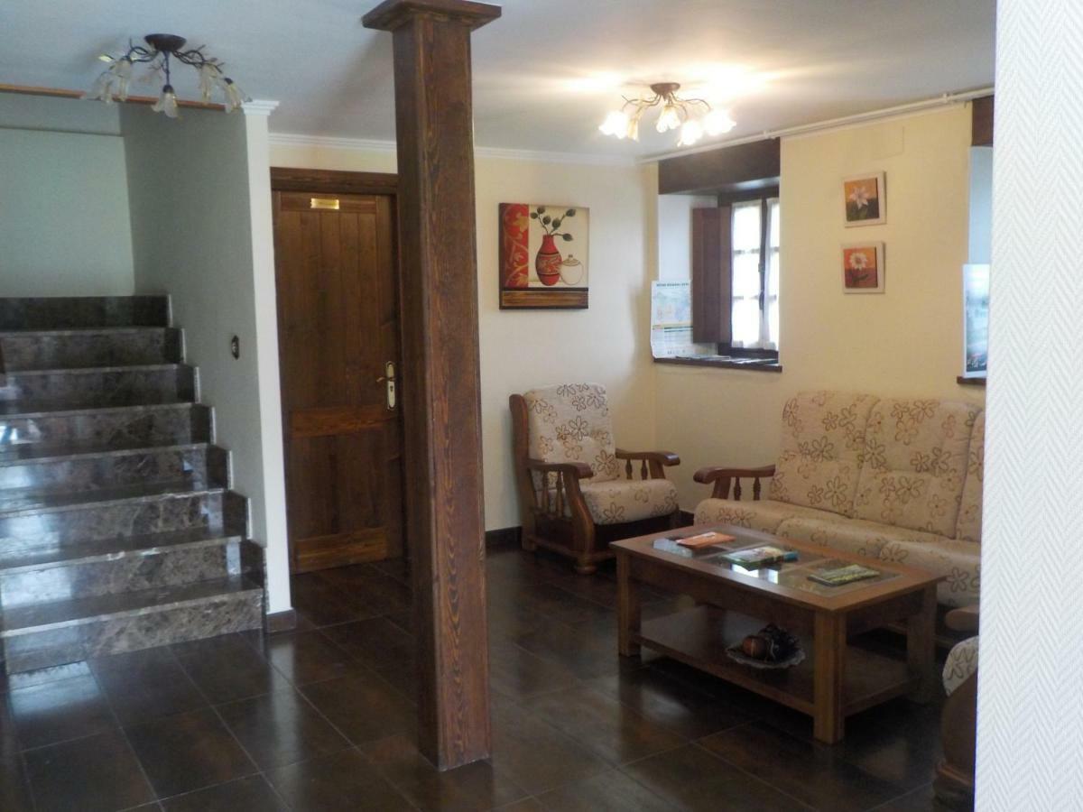 Apartamentos Rurales La Husteriza Руэнес Экстерьер фото