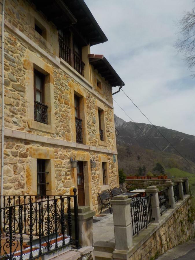 Apartamentos Rurales La Husteriza Руэнес Экстерьер фото